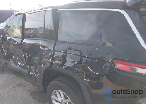 2022 Jeep Grand Cherokee L Laredo 4X2 z USA, uszkodzony, nr VIN 1C4RJJAG1N8568417